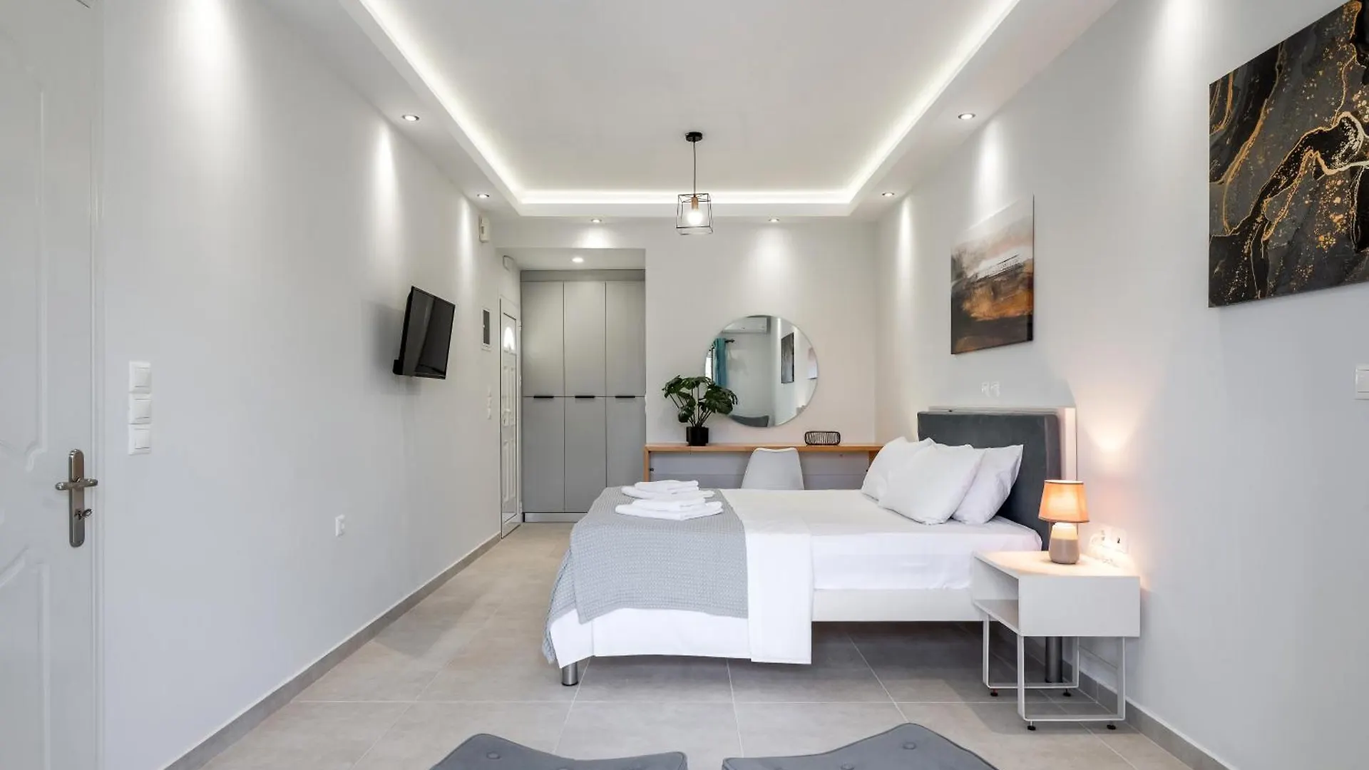 Dallas Hotel Svoronata Greece