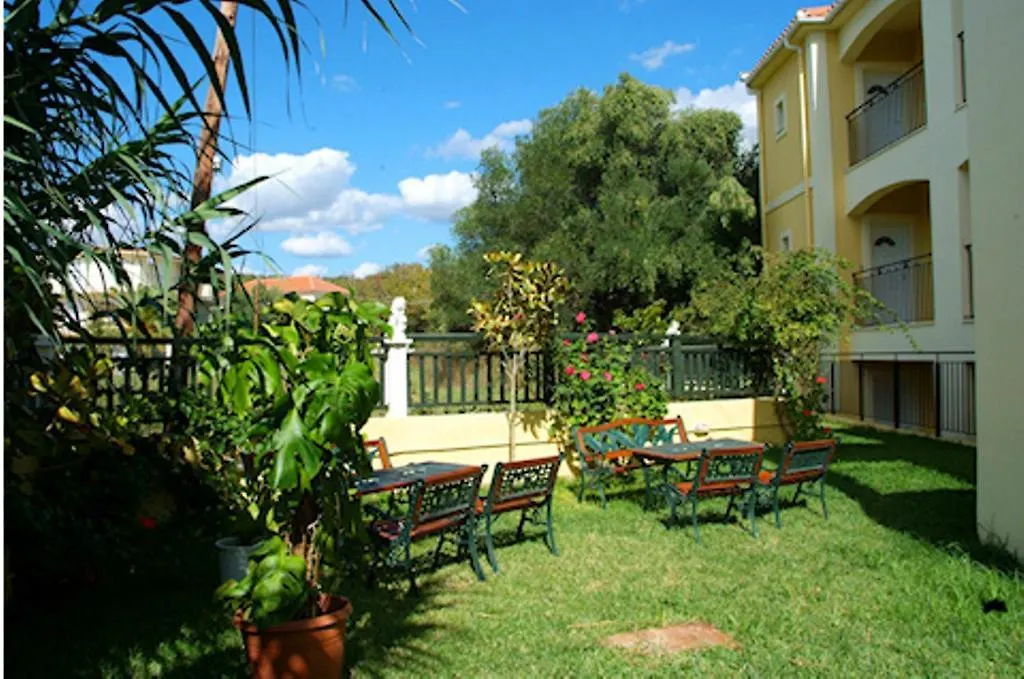 Aparthotel Dallas Hotel Svoronata