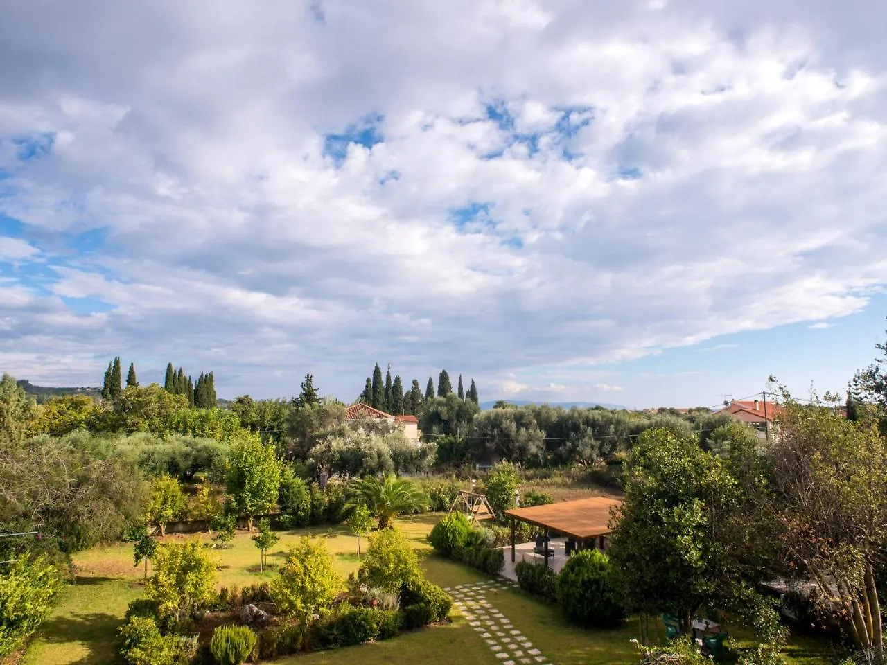 Dallas Hotel Svoronata